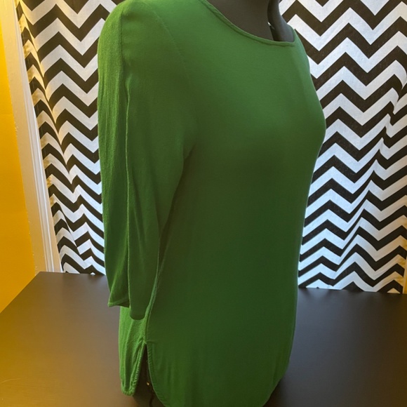 Violet + Claire half-length sleeve tunic top - Picture 2 of 3